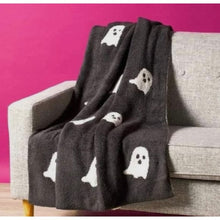 Load image into Gallery viewer, Luxe Sweet Ghost Blanket - PRE ORDER - Accessories & GIfts